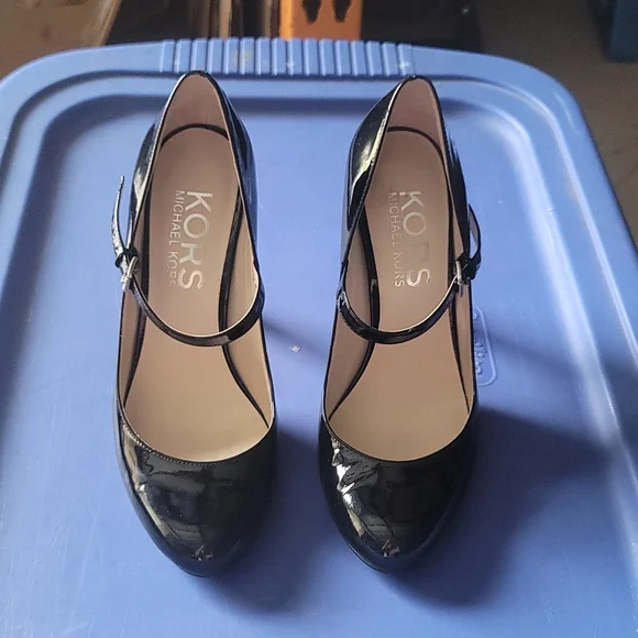 SOLD - Picture 1 of 5